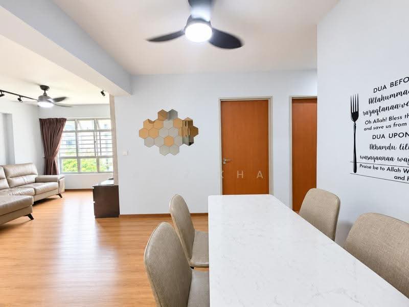 115D Canberra Walk, 115D Canberra Walk, Sembawang / Yishun, 3 Bedrooms, 1,001 sqft, HDB Flat For Sale, by Hafiz Khan, 500270984 - Living Room - PropertyGuru.com.sg