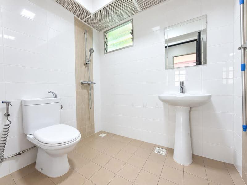 115D Canberra Walk, 115D Canberra Walk, Sembawang / Yishun, 3 Bedrooms, 1,001 sqft, HDB Flat For Sale, by Hafiz Khan, 500270984 - Bathroom - PropertyGuru.com.sg