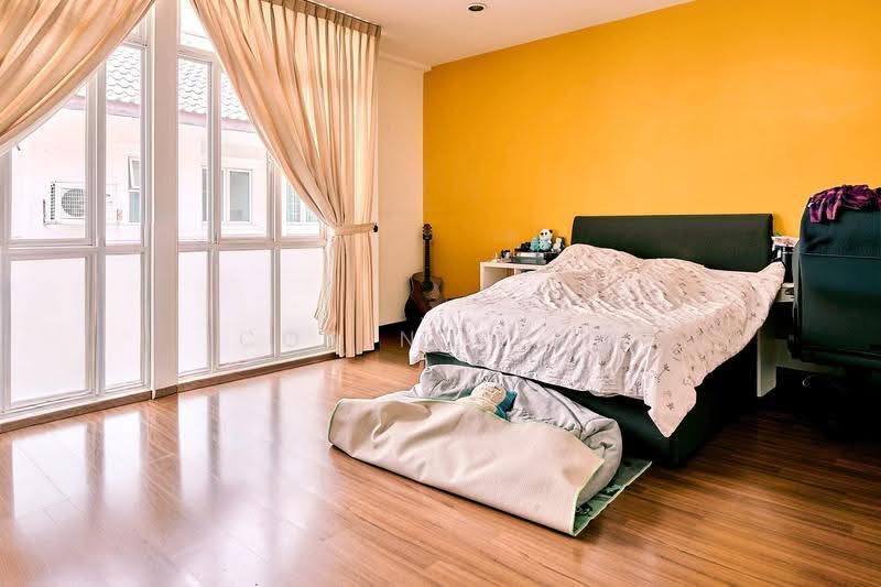 Chuan Drive, Hougang / Punggol / Sengkang, 5 Bedrooms, 4,000 sqft, Corner Terrace For Sale, by Corin Chen, 500270986 - Bedroom - PropertyGuru.com.sg