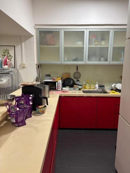 International Plaza, 10 Anson Road, Chinatown / Tanjong Pagar, Room Rental, 160 sqft, Apartment For Rent, by Juita Tan, 500271005 - Kitchen - PropertyGuru.com.sg