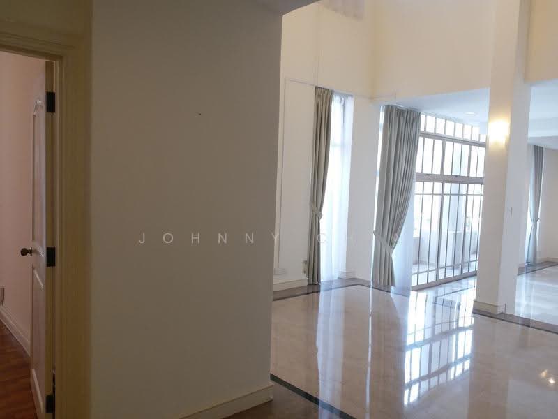 Leonie Condotel, 2 Leonie Hill Road, Orchard / River Valley, 4 Bedrooms, 4,843 sqft, Condominium For Rent, by Johnny Chia, 500271010 - Living Room - PropertyGuru.com.sg