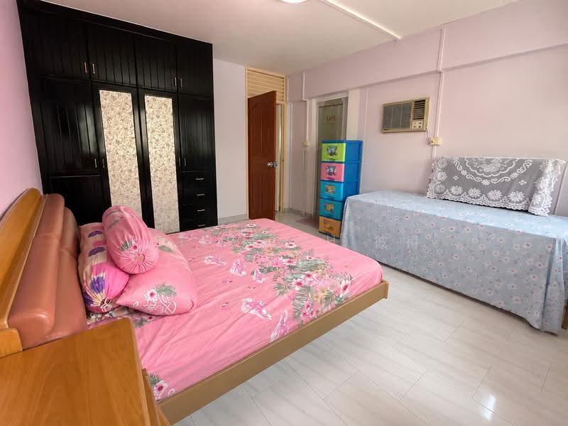 858 Tampines Avenue 5, 858 Tampines Avenue 5, Pasir Ris / Tampines, 4 Bedrooms, 1,571 sqft, HDB Flat For Sale, by Peter Loh 彼得, 500271011 - Master Bedroom - PropertyGuru.com.sg