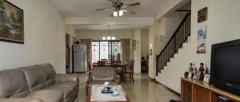 Jalan Yasin, Jalan Kechot, Lor Marican, Jalan Ismail, Lor Marzuki, Lor Melayu, Jalan Yasin, Jalan Kechot, Lor Marican, Jalan Ismail, Lor Marzuki, Lor Melayu, Eunos / Geylang / Paya Lebar, 4 Bedrooms, 3,873 sqft, Terraced House For Sale, by Max Foo, 500271014 - Living Room - PropertyGuru.com.sg