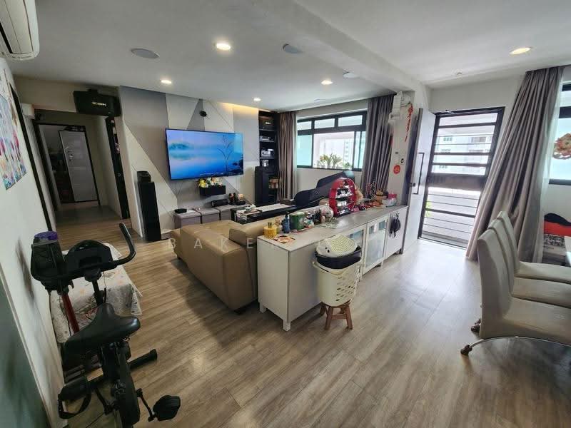 243 Bukit Panjang Ring Road, 243 Bukit Panjang Ring Road, Dairy Farm / Bukit Panjang / Choa Chu Kang, 4 Bedrooms, 1,162 sqft, HDB Flat For Sale, by Baker Goh, 500271035 - Living Room - PropertyGuru.com.sg