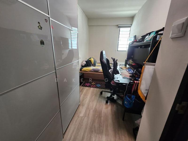 243 Bukit Panjang Ring Road, 243 Bukit Panjang Ring Road, Dairy Farm / Bukit Panjang / Choa Chu Kang, 4 Bedrooms, 1,162 sqft, HDB Flat For Sale, by Baker Goh, 500271035 - Bedroom - PropertyGuru.com.sg