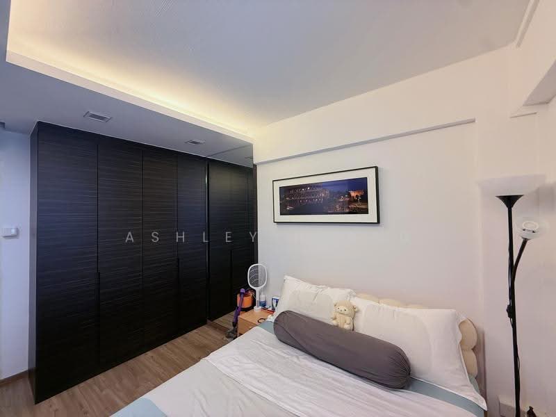 213 Bedok North Street 1, 213 Bedok North Street 1, Bedok / Upper East Coast, 2 Bedrooms, 732 sqft, HDB Flat For Sale, by Ashley Huang, 500271042 - Common Bedroom - PropertyGuru.com.sg