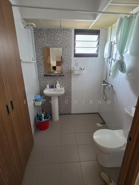 102A Bidadari Park Drive, 102A Bidadari Park Drive, Balestier / Toa Payoh, Room Rental, 100 sqft, HDB Flat For Rent, by Evon Chiang, 500271044 - Bathroom - PropertyGuru.com.sg