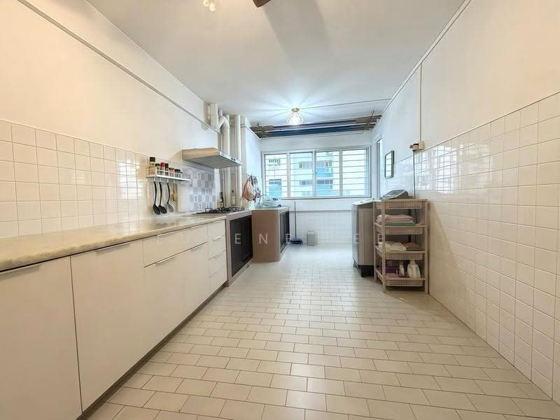 148 Yishun Street 11, 148 Yishun Street 11, Sembawang / Yishun, 2 Bedrooms, 721 sqft, HDB Flat For Sale, by Eugene Lee, 500271049 - Kitchen - PropertyGuru.com.sg