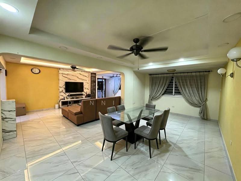 748 Jurong West Street 73, 748 Jurong West Street 73, Boon Lay / Jurong / Tuas, 3 Bedrooms, 1,313 sqft, HDB Flat For Sale, by Dennis Lim, 500271050 - Living Room - PropertyGuru.com.sg