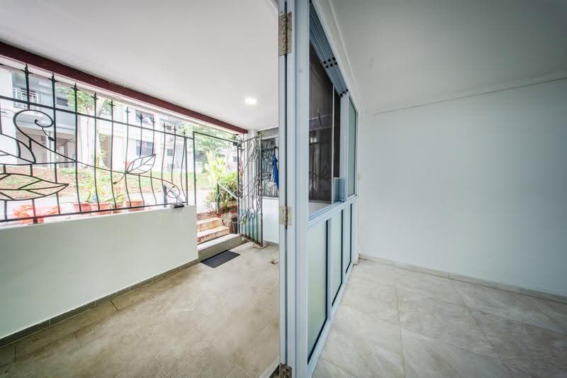 58 Stirling Road, 58 Stirling Road, Alexandra / Commonwealth, 3 Bedrooms, 850 sqft, HDB Flat For Sale, by Jerome Yap, 500271053 - Entrance - PropertyGuru.com.sg
