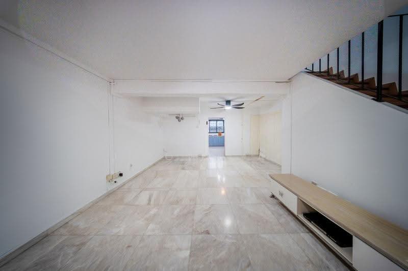 58 Stirling Road, 58 Stirling Road, Alexandra / Commonwealth, 3 Bedrooms, 850 sqft, HDB Flat For Sale, by Jerome Yap, 500271053 - Living Room - PropertyGuru.com.sg