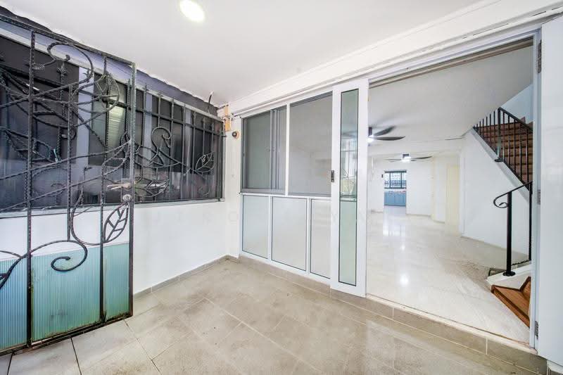 58 Stirling Road, 58 Stirling Road, Alexandra / Commonwealth, 3 Bedrooms, 850 sqft, HDB Flat For Sale, by Jerome Yap, 500271053 - Entrance - PropertyGuru.com.sg