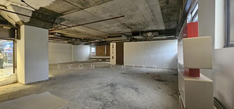 Peninsula Plaza, 111 North Bridge Road, City Hall / Clarke Quay, 2,454 sqft, Other Retail For Sale, by Evon Chiang, 500271055 - Interior - CommercialGuru.com.sg