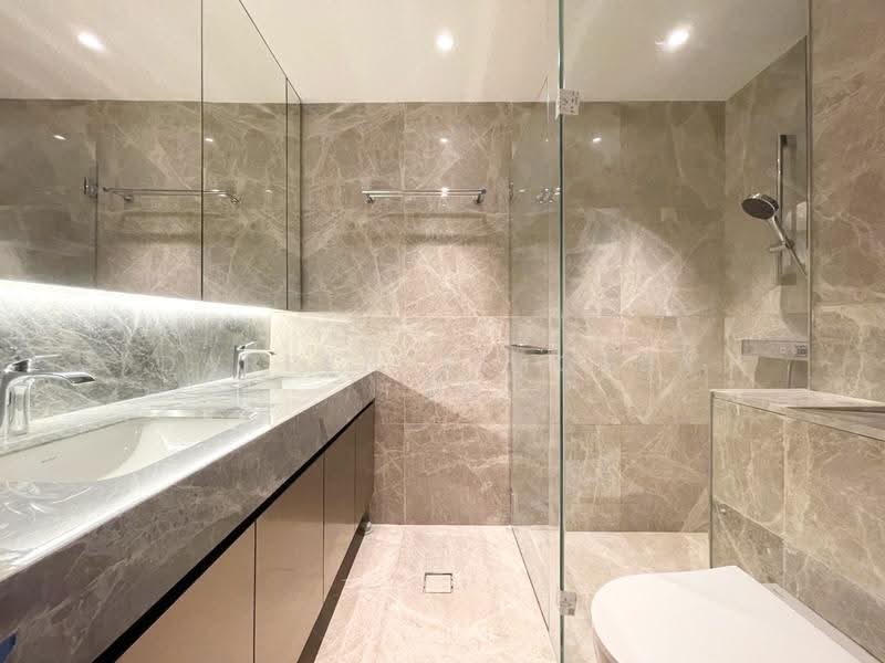 Tanglin View, 150 Prince Charles Crescent, Alexandra / Commonwealth, 3 Bedrooms, 1,141 sqft, Condominium For Sale, by Darren Timothy Tan, 500271060 - Bathroom - PropertyGuru.com.sg