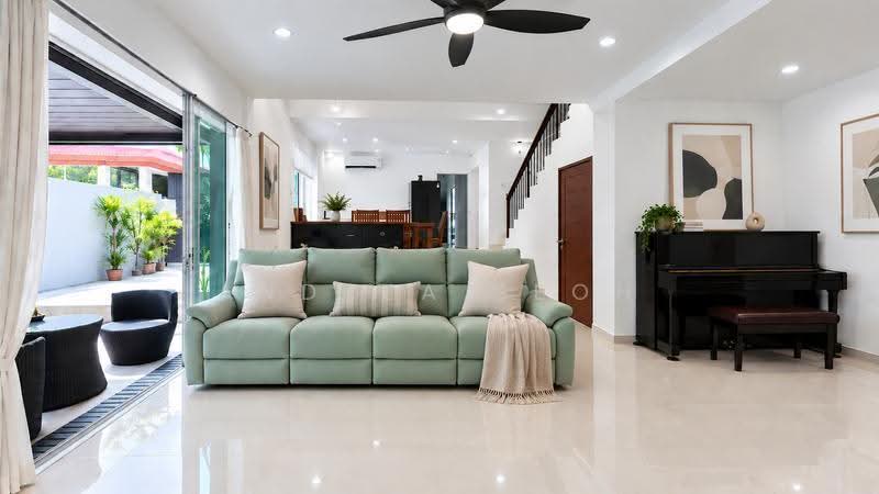 Katong Freehold Renovated 3 Storey Corner, Everitt Road, Tembeling Road, Ceylon Road, Joo Chiat Place, Carpmael Road, Onan Road, East Coast / Marine Parade, 5 Bedrooms, 4,200 sqft, Semi-Detached House For Sale, by Andrea Seoh, 500271073 - Living Room - PropertyGuru.com.sg