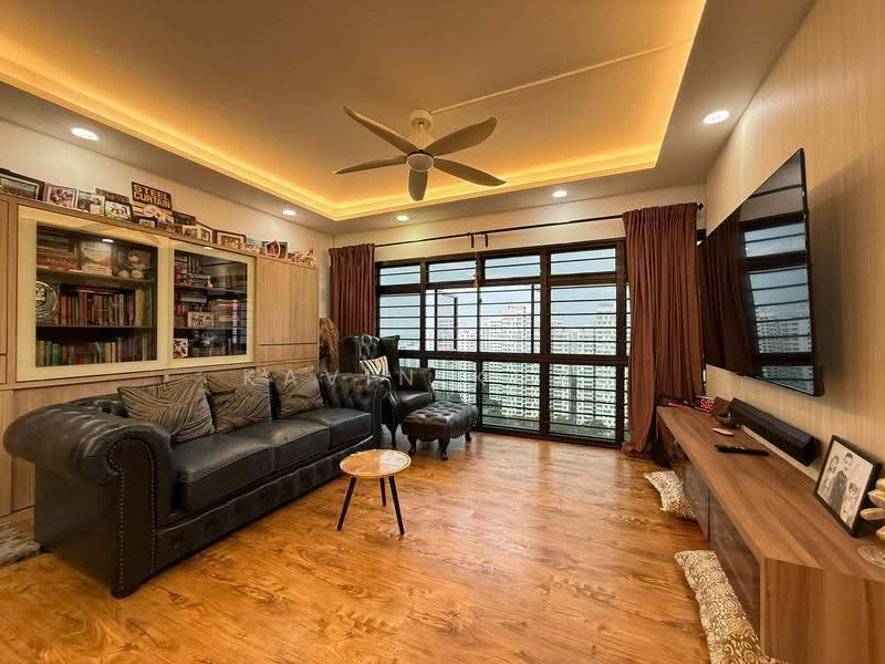 405B Fernvale Lane, 405B Fernvale Lane, Seletar / Yio Chu Kang, 3 Bedrooms, 1,205 sqft, HDB Flat For Sale, by Kavin Kuah, 500271075 - Living Room - PropertyGuru.com.sg