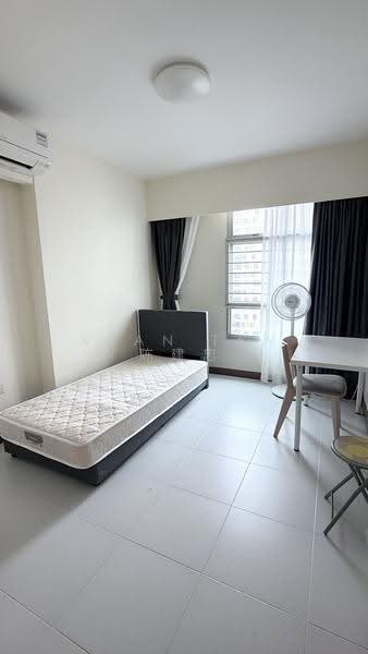 443A Fernvale Road, 443A Fernvale Road, Seletar / Yio Chu Kang, Room Rental, 100 sqft, HDB Flat For Rent, by Ryan Tan 陈建忠, 500271079 - Bedroom - PropertyGuru.com.sg