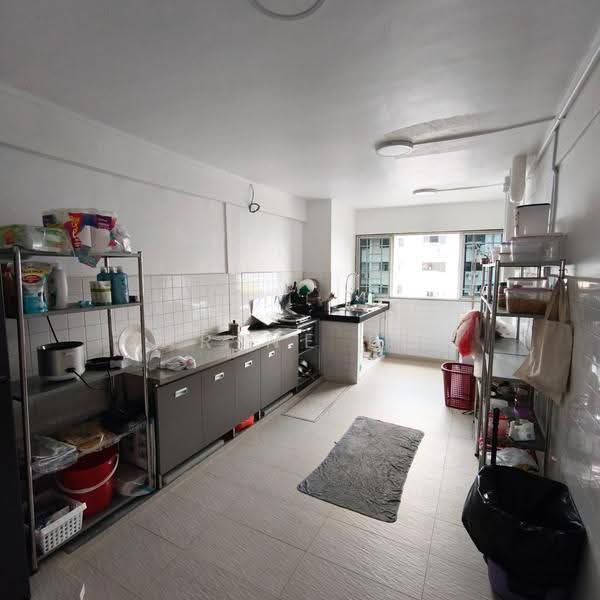 507 West Coast Drive, 507 West Coast Drive, Buona Vista / West Coast / Clementi New Town, Room Rental, 200 sqft, HDB Flat For Rent, by Carine Low, 500271080 - Kitchen - PropertyGuru.com.sg