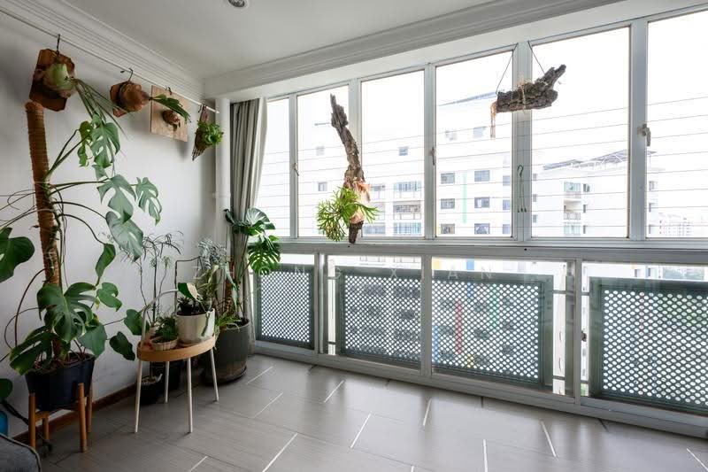 143 Rivervale Drive, 143 Rivervale Drive, Hougang / Punggol / Sengkang, 4 Bedrooms, 1,507 sqft, HDB Flat For Sale, by Zhong Xian, 500271081 - Balcony - PropertyGuru.com.sg