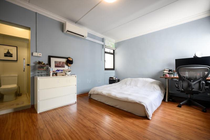 143 Rivervale Drive, 143 Rivervale Drive, Hougang / Punggol / Sengkang, 4 Bedrooms, 1,507 sqft, HDB Flat For Sale, by Zhong Xian, 500271081 - Master Bedroom - PropertyGuru.com.sg