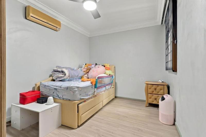 359 Admiralty Drive, 359 Admiralty Drive, Sembawang / Yishun, 4 Bedrooms, 1,195 sqft, HDB Flat For Sale, by George Poo, 500271083 - Bedroom - PropertyGuru.com.sg
