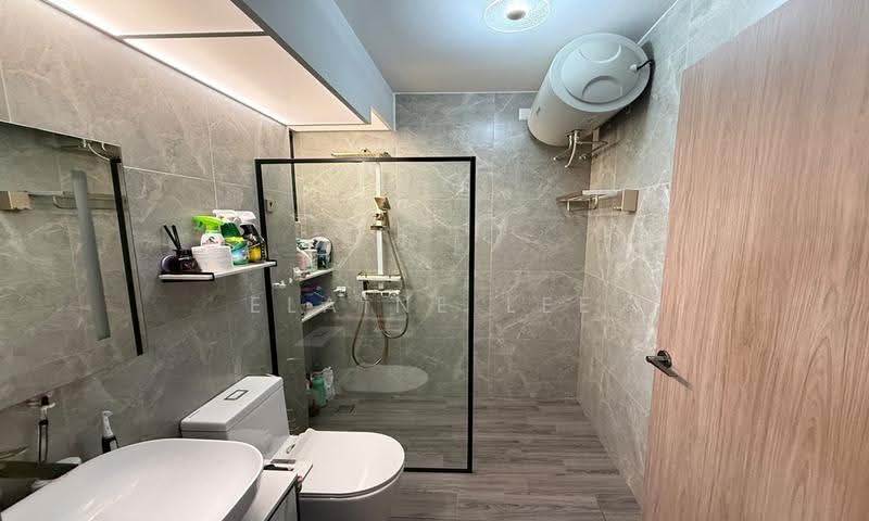 420A Northshore Drive, 420A Northshore Drive, Hougang / Punggol / Sengkang, 3 Bedrooms, 1,022 sqft, HDB Flat For Sale, by Elaine Lee, 500271087 - Bathroom - PropertyGuru.com.sg
