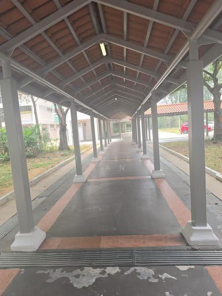 460 Ang Mo Kio Avenue 10, 460 Ang Mo Kio Avenue 10, Ang Mo Kio / Bishan / Thomson, 3 Bedrooms, 1,291 sqft, HDB Flat For Sale, by Michelle Tan, 500271088 - Sheltered walkway to bus stop - PropertyGuru.com.sg
