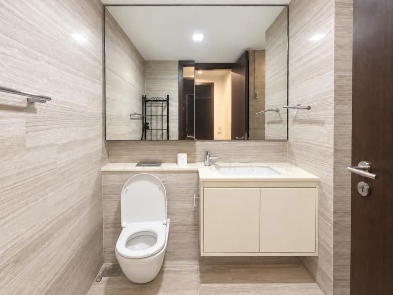 Sophia Residence, 5 Sophia Road, Orchard / River Valley, 2 Bedrooms, 796 sqft, Condominium For Rent, by Saarav Chand, 500271105 - Bathroom - PropertyGuru.com.sg