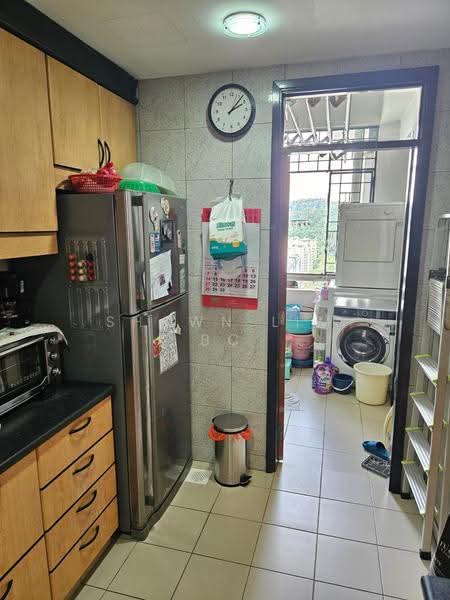 Regent Heights, 52 Bukit Batok East Avenue 5, Dairy Farm / Bukit Panjang / Choa Chu Kang, 3 Bedrooms, 1,173 sqft, Condominium For Sale, by Shawn Lim BC, 500271116 - Kitchen - PropertyGuru.com.sg