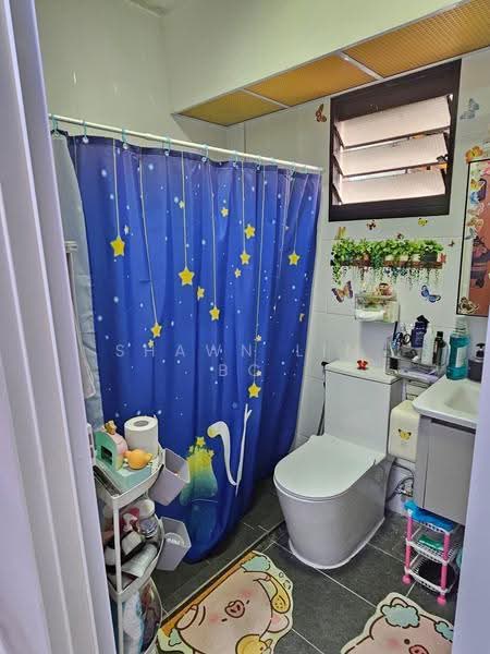 120B Punggol Edge, 120B Edgedale Plains, Hougang / Punggol / Sengkang, 3 Bedrooms, 1,001 sqft, HDB Flat For Sale, by Shawn Lim BC, 500271118 - Bathroom - PropertyGuru.com.sg