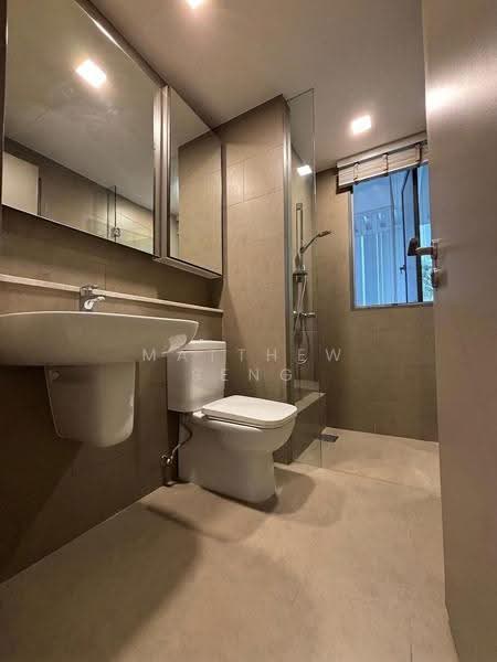 Riversails, 6 Upper Serangoon Crescent, Hougang / Punggol / Sengkang, 4 Bedrooms, 1,615 sqft, Condominium For Sale, by Matthew Seng, 500271127 - Common Bathroom - PropertyGuru.com.sg