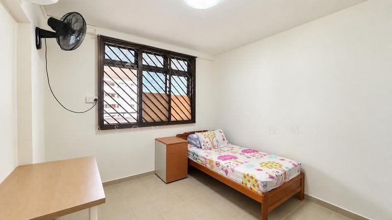 242 Serangoon Avenue 3, 242 Serangoon Avenue 3, Hougang / Punggol / Sengkang, 3 Bedrooms, 904 sqft, HDB Flat For Sale, by Jason Liew 俊明, 500271140 - Bedroom - PropertyGuru.com.sg