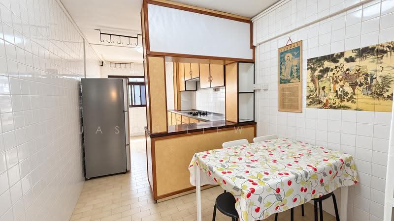 242 Serangoon Avenue 3, 242 Serangoon Avenue 3, Hougang / Punggol / Sengkang, 3 Bedrooms, 904 sqft, HDB Flat For Sale, by Jason Liew 俊明, 500271140 - Kitchen - PropertyGuru.com.sg