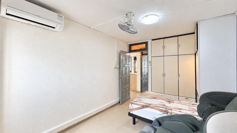 242 Serangoon Avenue 3, 242 Serangoon Avenue 3, Hougang / Punggol / Sengkang, 3 Bedrooms, 904 sqft, HDB Flat For Sale, by Jason Liew 俊明, 500271140 - Bedroom - PropertyGuru.com.sg