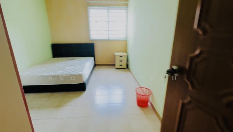 123 Pending Road, 123 Pending Road, Dairy Farm / Bukit Panjang / Choa Chu Kang, 3 Bedrooms, 1,108 sqft, HDB Flat For Rent, by Angeline Yeoh, 500271141 - Bedroom - PropertyGuru.com.sg