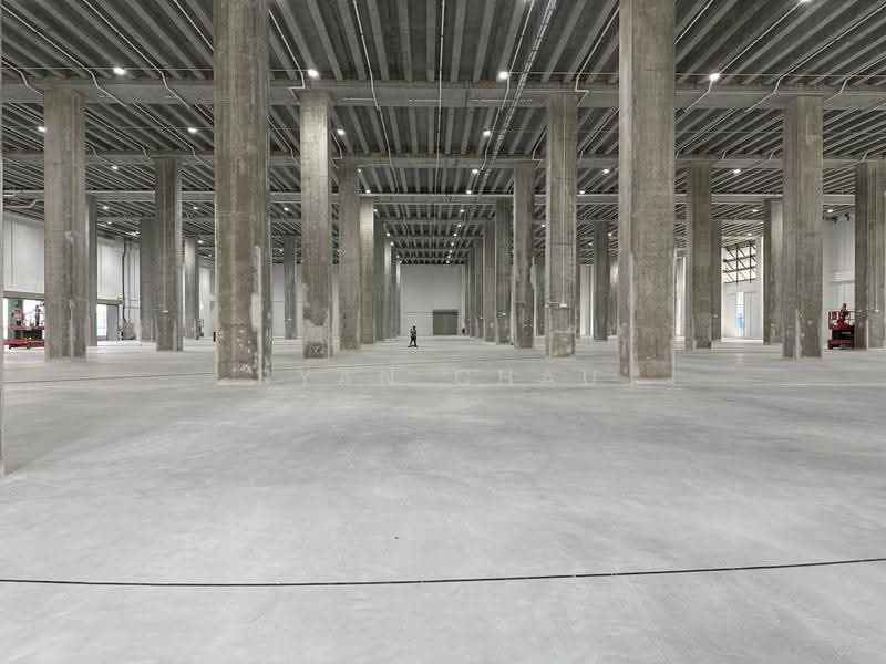 Ground | 16m High | 8 Bays @ Tuas, Boon Lay / Jurong / Tuas, 67,000 sqft, Warehouse For Rent, by Ryan Chau, 500271148 - Interior - CommercialGuru.com.sg