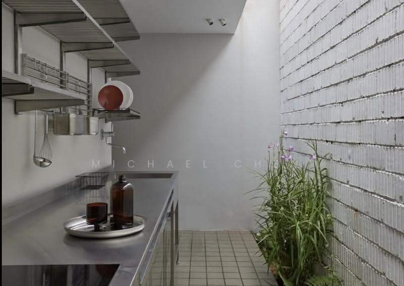 Loyang Villas, 65 Loyang Rise, Changi Airport / Changi Village, 5 Bedrooms, 3,200 sqft, Terraced House For Sale, by Michael Chen, 500271153 - Kitchen - PropertyGuru.com.sg