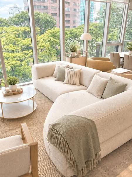 Cuscaden Reserve, 8 Cuscaden Road, Tanglin / Holland / Bukit Timah, 2 Bedrooms, 935 sqft, Condominium For Sale, by Martin Goh 吴伟楠, 500271160 - Living Room - PropertyGuru.com.sg