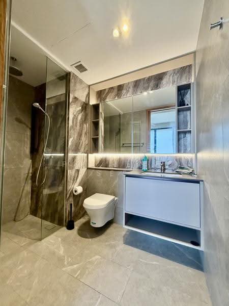 Penrose, 30 Sims Drive, Eunos / Geylang / Paya Lebar, 2 Bedrooms, 700 sqft, Condominium For Sale, by Peh Leng See, 500271162 - PropertyGuru.com.sg