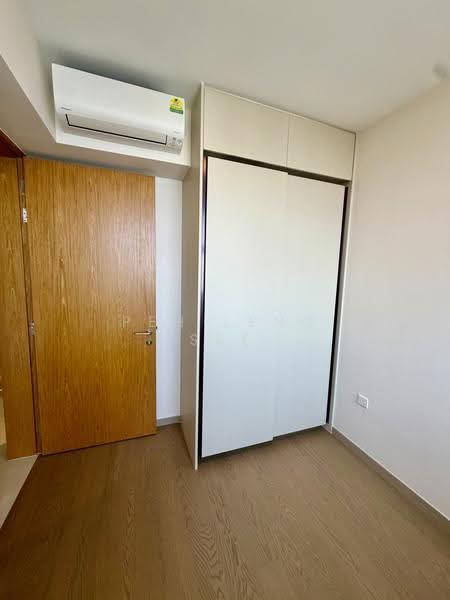 Penrose, 30 Sims Drive, Eunos / Geylang / Paya Lebar, 2 Bedrooms, 700 sqft, Condominium For Sale, by Peh Leng See, 500271162 - PropertyGuru.com.sg