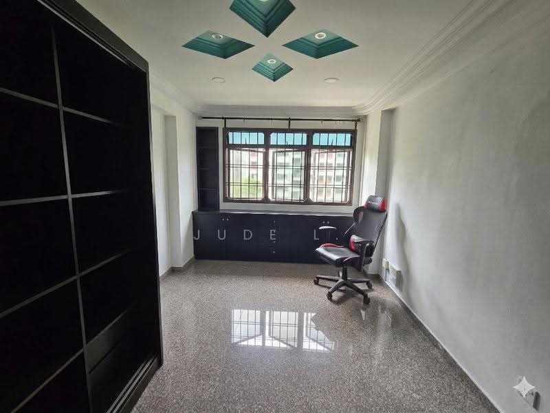 670 Choa Chu Kang Crescent, 670 Choa Chu Kang Crescent, Dairy Farm / Bukit Panjang / Choa Chu Kang, 3 Bedrooms, 1,334 sqft, HDB Flat For Sale, by Jude L., 500271168 - Study - PropertyGuru.com.sg