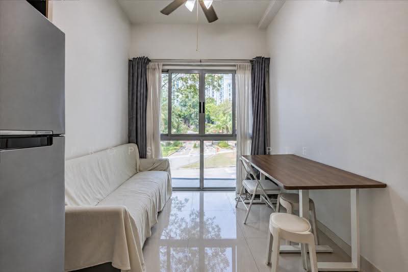 Oxley Edge, 308 River Valley Road, Orchard / River Valley, 2 Bedrooms, 420 sqft, Apartment For Sale, by Don Png, 500271171 - Living Room - PropertyGuru.com.sg