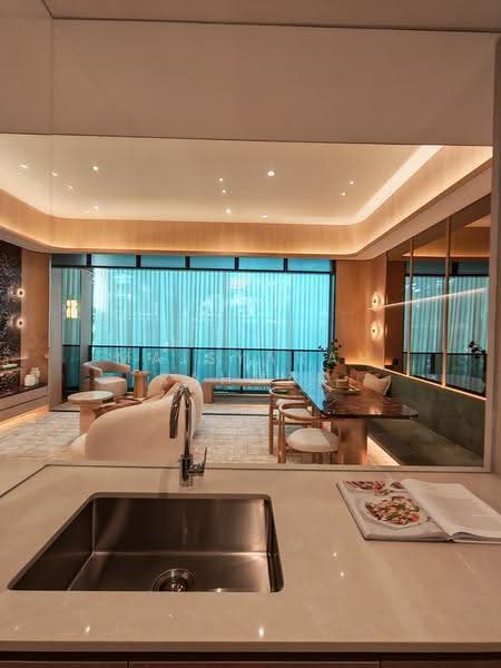Amberwood at Holland, Tanglin / Holland / Bukit Timah, 4 Bedrooms, 1,227 sqft, Condominium For Sale, by Maisyarah Rahmad, 500271172 - Living Room - PropertyGuru.com.sg