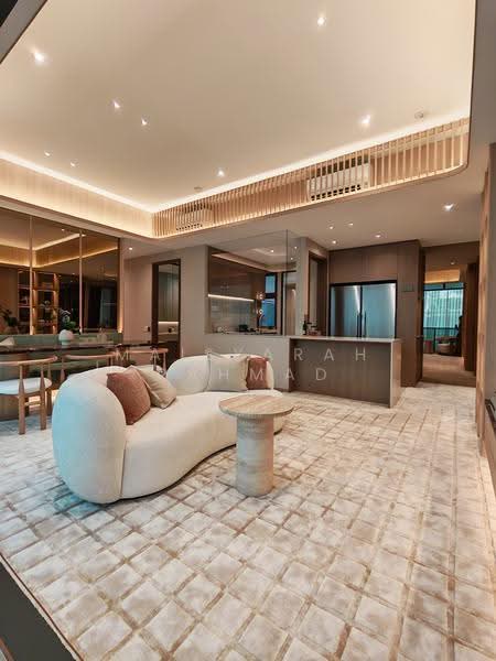 Amberwood at Holland, Tanglin / Holland / Bukit Timah, 4 Bedrooms, 1,227 sqft, Condominium For Sale, by Maisyarah Rahmad, 500271172 - Living Room - PropertyGuru.com.sg