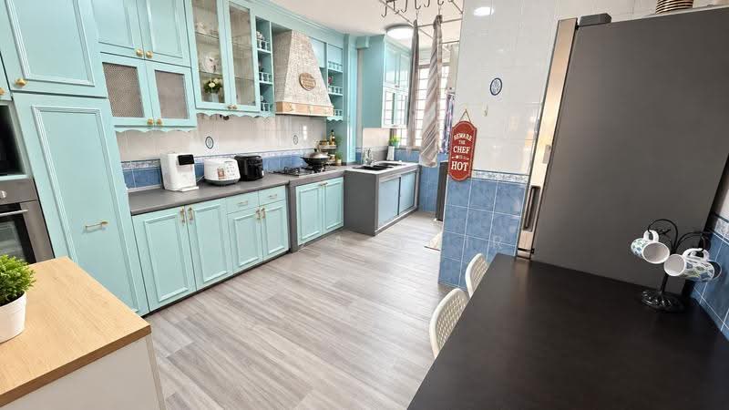 212 Choa Chu Kang Central, 212 Choa Chu Kang Central, Dairy Farm / Bukit Panjang / Choa Chu Kang, 3 Bedrooms, 1,119 sqft, HDB Flat For Sale, by Mirza Amir, 500271173 - Kitchen - PropertyGuru.com.sg
