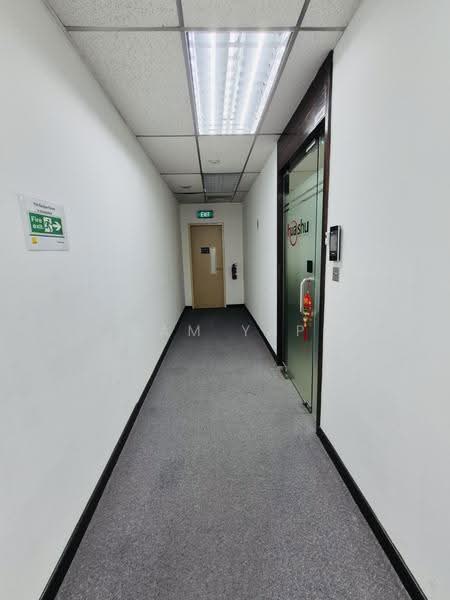 Bangkok Bank Building, 180 Cecil Street, Boat Quay / Raffles Place / Marina, 658 sqft, Office For Rent, by Sam Yap, 500271174 - Corridor - CommercialGuru.com.sg