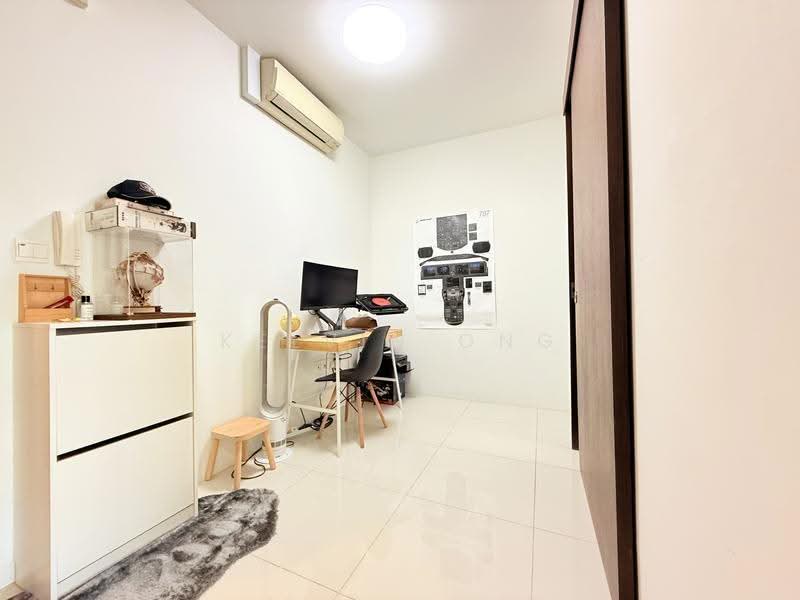 Siglap V, 2 First Street, East Coast / Marine Parade, 2 Bedrooms, 517 sqft, Condominium For Sale, by Kelvin Ong, 500271190 - PropertyGuru.com.sg