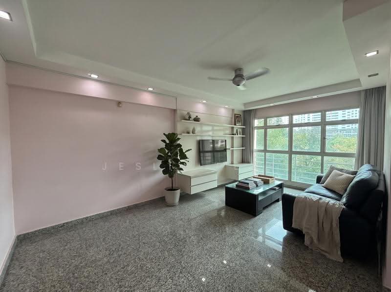 204D Punggol Field, 204D Punggol Field, Hougang / Punggol / Sengkang, 3 Bedrooms, 1,184 sqft, HDB Flat For Sale, by Jeslin Pear, 500271194 - Living Room - PropertyGuru.com.sg