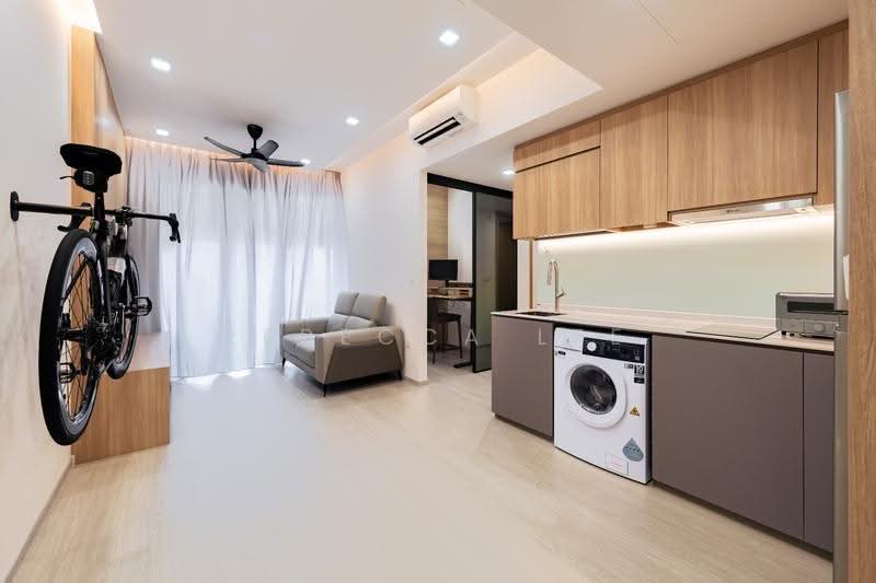 Midwood, 8 Hillview Rise, Dairy Farm / Bukit Panjang / Choa Chu Kang, 2 Bedrooms, 775 sqft, Condominium For Sale, by Rebecca Lee, 500271201 - Living Room - PropertyGuru.com.sg