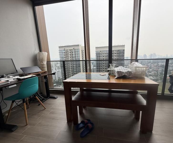 Midwood, 8 Hillview Rise, Dairy Farm / Bukit Panjang / Choa Chu Kang, 2 Bedrooms, 775 sqft, Condominium For Sale, by Rebecca Lee, 500271201 - Study - PropertyGuru.com.sg
